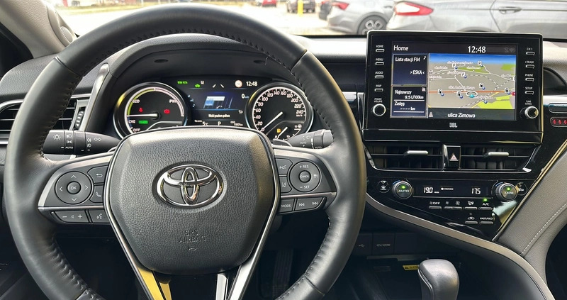 Toyota Camry cena 191900 przebieg: 11805, rok produkcji 2022 z Wilamowice małe 497
